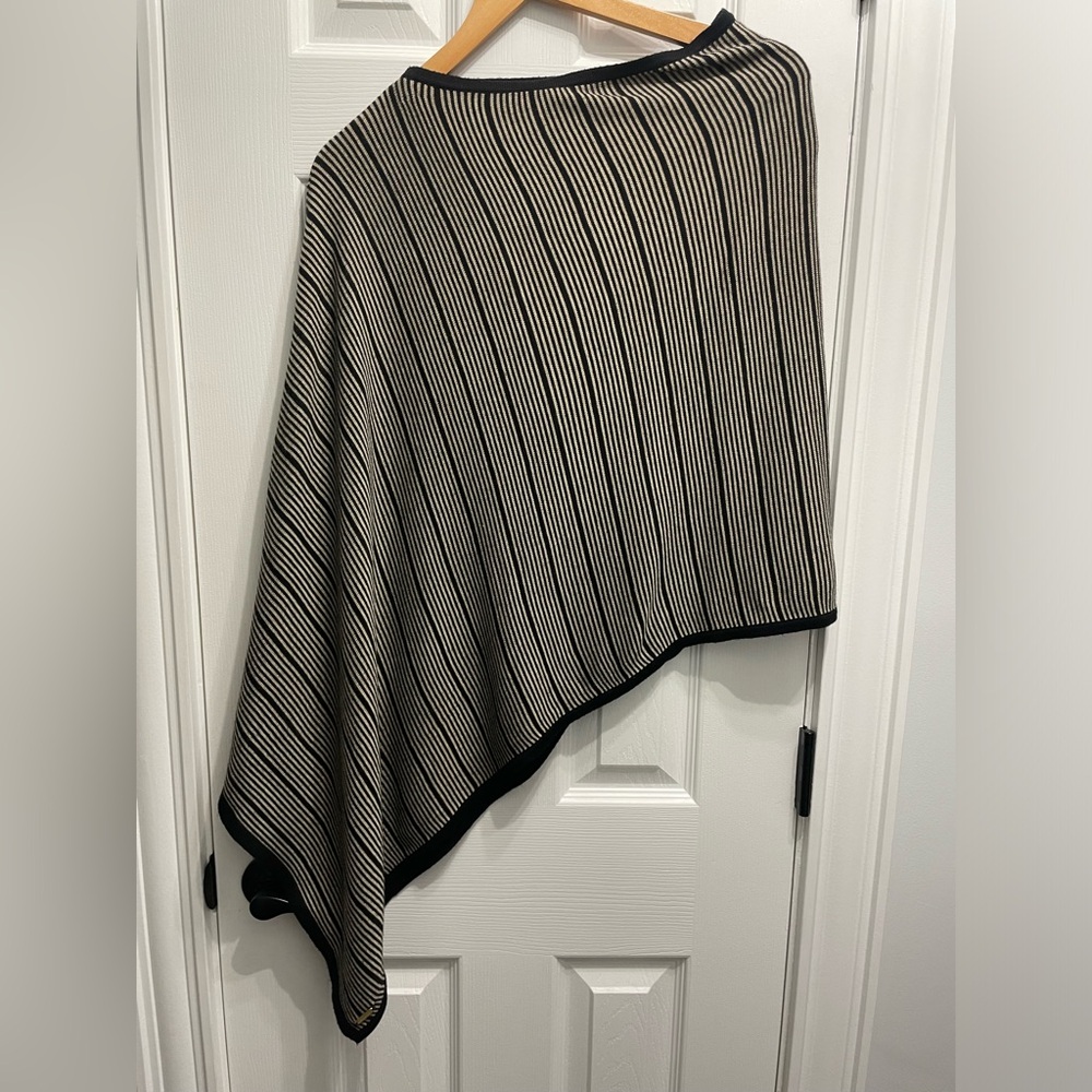 Calvin Klein Womens A-Symmetrical Poncho Knit Sweater Striped Cream Black 1-Size